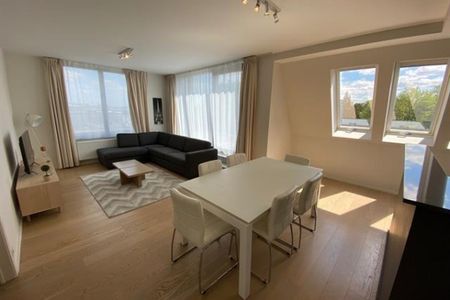 Quartier Franklin Roosevelt Résidence Parklane Bel appartement 2 chambres meublé - Photo 2