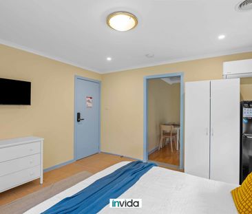 Smart share living in a connected location Roxburgh Park - Private ... - Photo 1