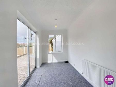 Dandies Drive Leigh On Sea, SS9 - Photo 2