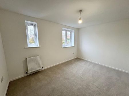 3 bedroom semi-detached house to rent - Photo 4