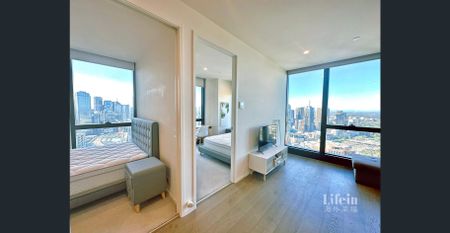 Furnished 2 bedroom Apartment with Beautiful Melbourne View - Photo 4