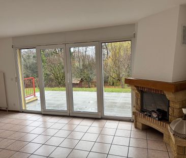 Charming semi-detached villa with 5.5 rooms in Rolle - Photo 3