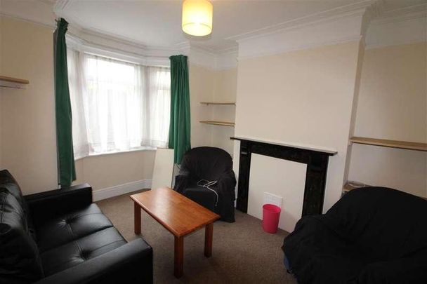 Highfield Lane, Southampton, SO17 - Photo 1