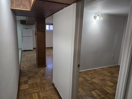 For Lease - 37 Cameo Crescent Unit# Bsmt, Toronto, Ontario - Photo 2