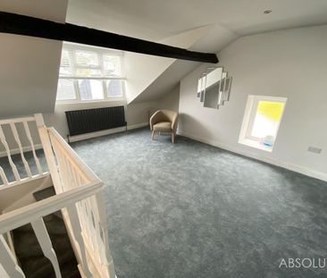 2 bedroom end of terrace house to rent - Photo 2