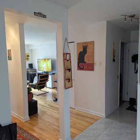 4 1/2 à louer 1er août Vieux Longueuil - Photo 3