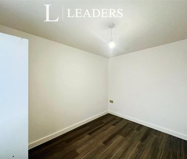 2 bedroom bungalow to rent - Photo 2