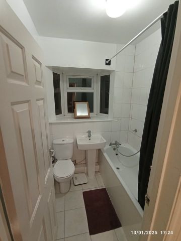 Room in a Shared House, Elmcroft Crescent, NW11 - Photo 5