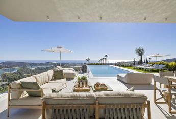 Luxury Villa for rent in Benahavís, Spain