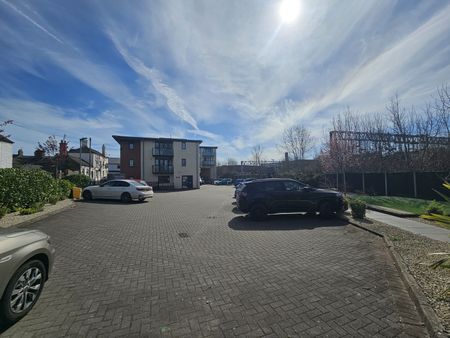 Two Bedroom Apartment - Photo 5