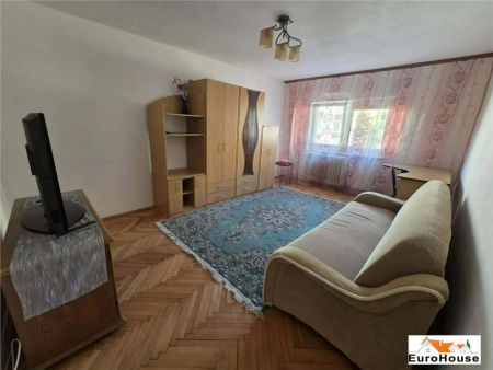 Apartament cu 3 camere de inchiriat in Alba Iulia Cetate - Photo 2
