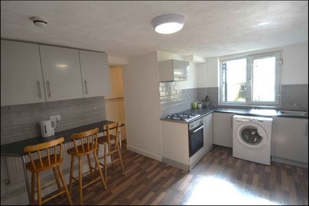 6 bedroom student properties - Photo 5