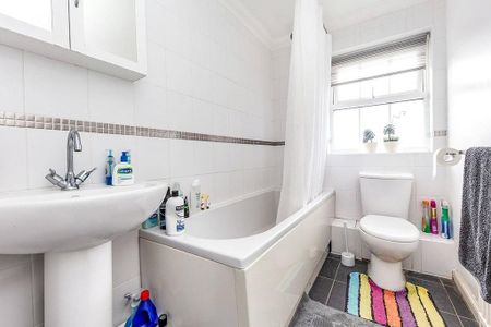 2 bedroom terraced house to rent - Photo 5