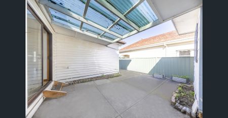 Location, location, location!!! - Photo 2