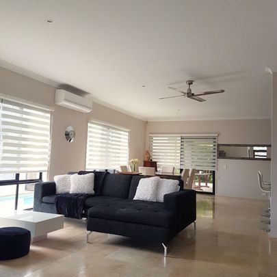 Molendinar - Photo 1