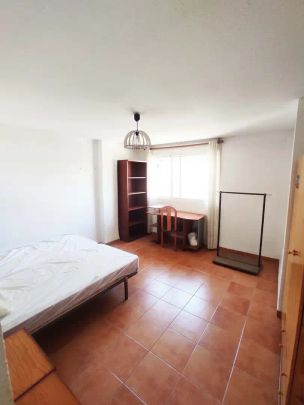 Piso de alquiler en Camino de Ronda, 126, Camino de Ronda - Photo 1