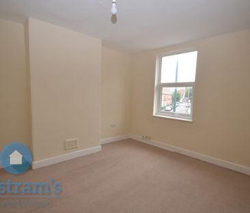 2 bed Mid Terraced House for Rent - Photo 2