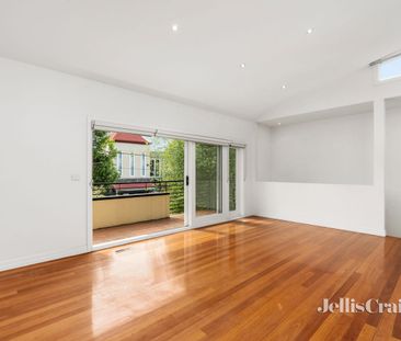 Expansive and Light Filled Home in Prime Burnley Location - Photo 5