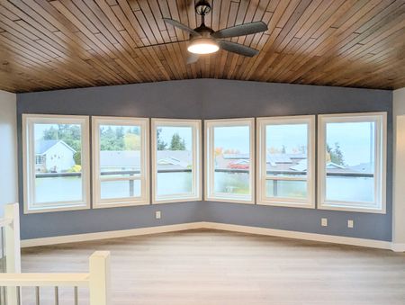 Executive 4-bedroom Home with Full Ocean View – TENANT PENDING - Photo 2