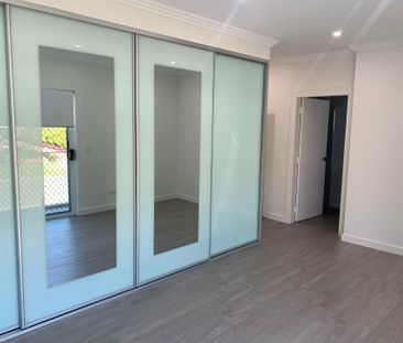 1/106 Taylor Street, Condell Park NSW - Photo 1