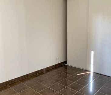 Location Appartement 2 pièces 48m² VALENCE 26000 - Photo 4