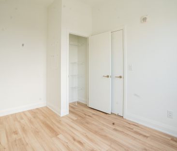 For Lease - 3250 Carding Mill Trail Unit# 505, Oakville, Ontario - Photo 4