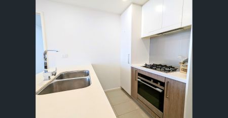 " Large 3-bedroom modern apartment in a convenient location " - Photo 5