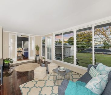 21 Norris Street, Hermit Park QLD 4812 - House For Rent | Domain - Photo 1