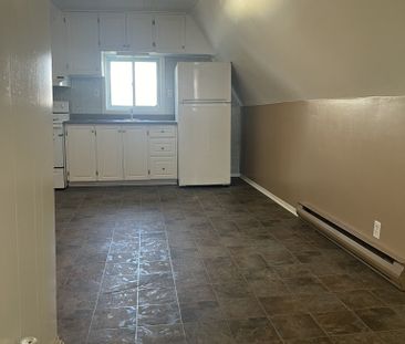 For Lease - 931 Laurier Street, Clarence-Rockland, Ontario - Photo 2