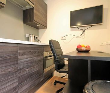 Studio to rent - Photo 3