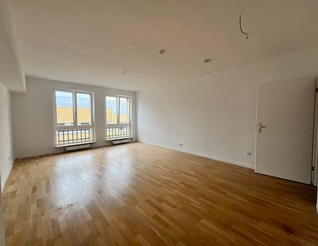 2 Zimmer Maisonette im Stilvollen Altbau nähe Wilhelmsplatz - Foto 1
