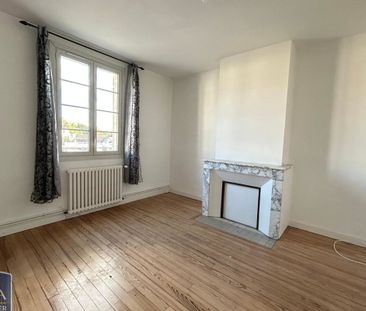 Ambarès-et-Lagrave, 33440 - Photo 1