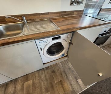 2 bedroom apartment to rent - Photo 6