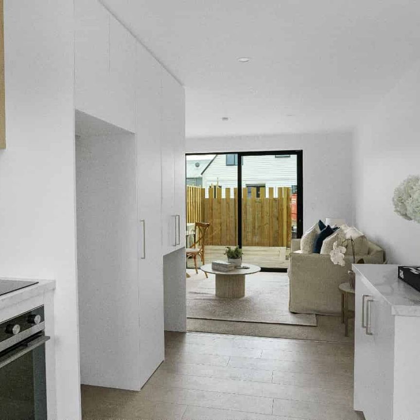2/65 Ruskin Street - Photo 1