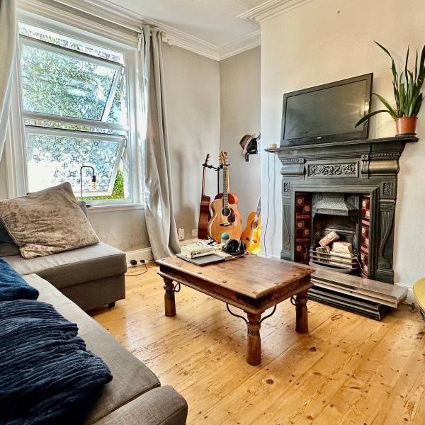 3 bedroom terraced house to rent - Photo 1