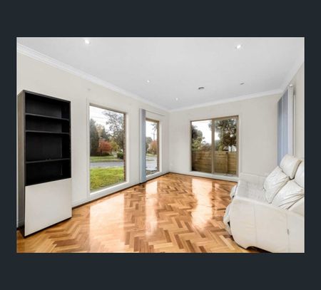 10 Thiele Street, Doncaster, Vic 3108 - Photo 4
