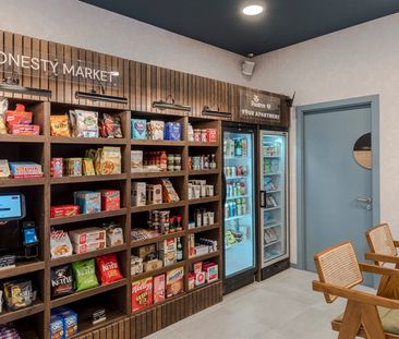 Clarence House - Photo 2