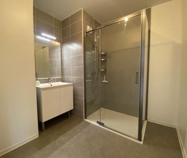 Location Appartement 4 pièces 84m² CAEN 14000 - Photo 4