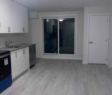 For Lease - 3401 ridgeway Drive Unit# 415, Mississauga, Ontario - Photo 4