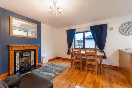 2 Lyme Grove, BT17 9RG - Photo 2