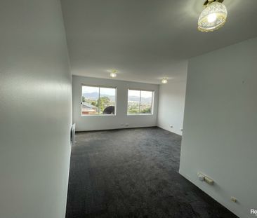 Newly Updated 1 Bedroom Unit - Photo 3