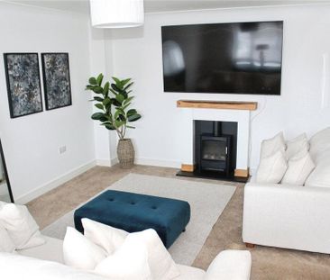 3 bedroom semi-detached house to rent - Photo 2