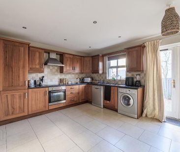 4 Village Court, Moira, BT67 0GW - Photo 5