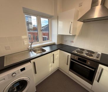 2 bedroom flat to rent - Photo 3