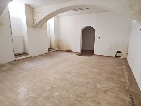HILLERSTRASSE, straßenseitige 86 m² Lagerfläche oder Hobbyraum, 2 Räume, Parkettböden, Kellergeschoß - Photo 4