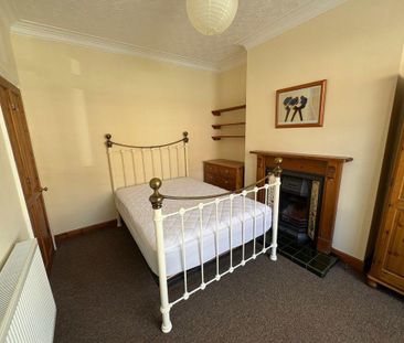 4 bedroom terraced house to rent - Photo 3