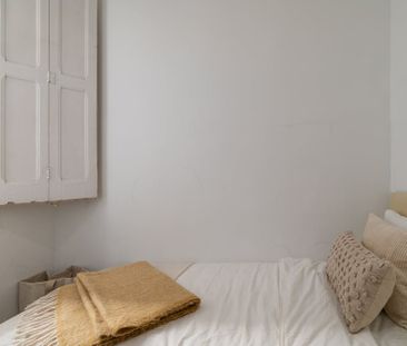 Carrer de Calàbria, Barcelona, Catalonia 08015 - Photo 4