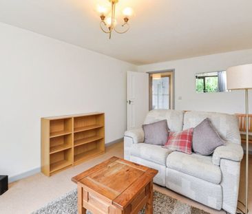 Cranmore Court, FROME - Photo 1