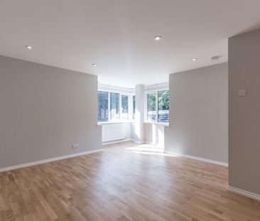 2 bedroom ground floor flat to rent - Photo 3