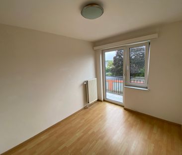 Ruim appartement met drie slaapkamers - Photo 5